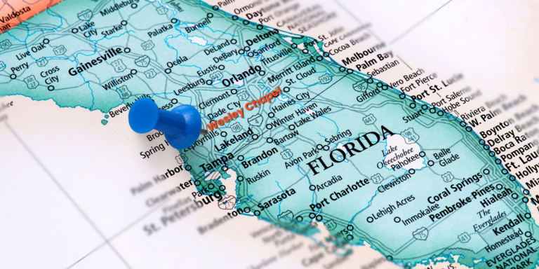 Florida Map pin pointing central florida with a tack